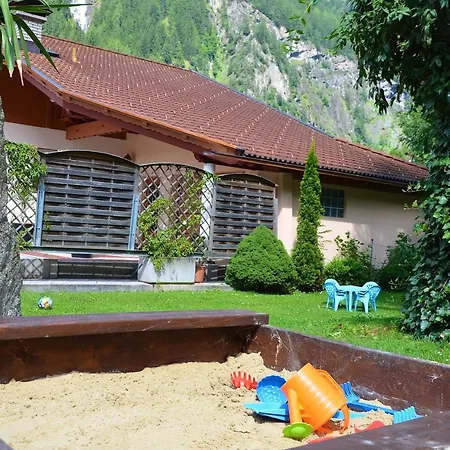 Maurer Apartment
